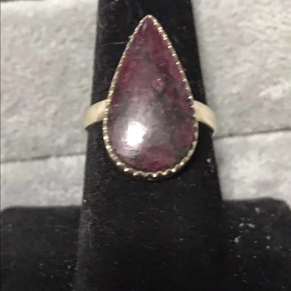 New Sterling Silver Teardrop Russian Eudialyte Ring Size 8 Red Greens Crystal - Picture 5 of 16